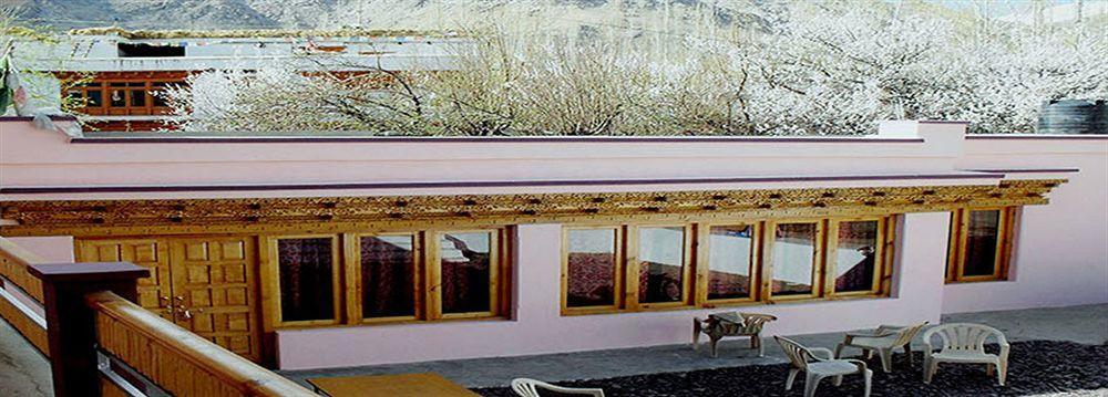 Beyond Stay - Kanika Himalayan View Leh Buitenkant foto